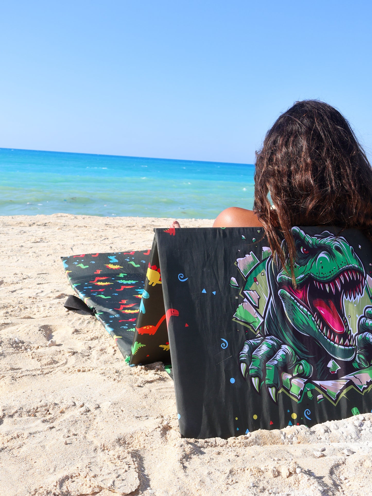 T rex-Beach Lounger