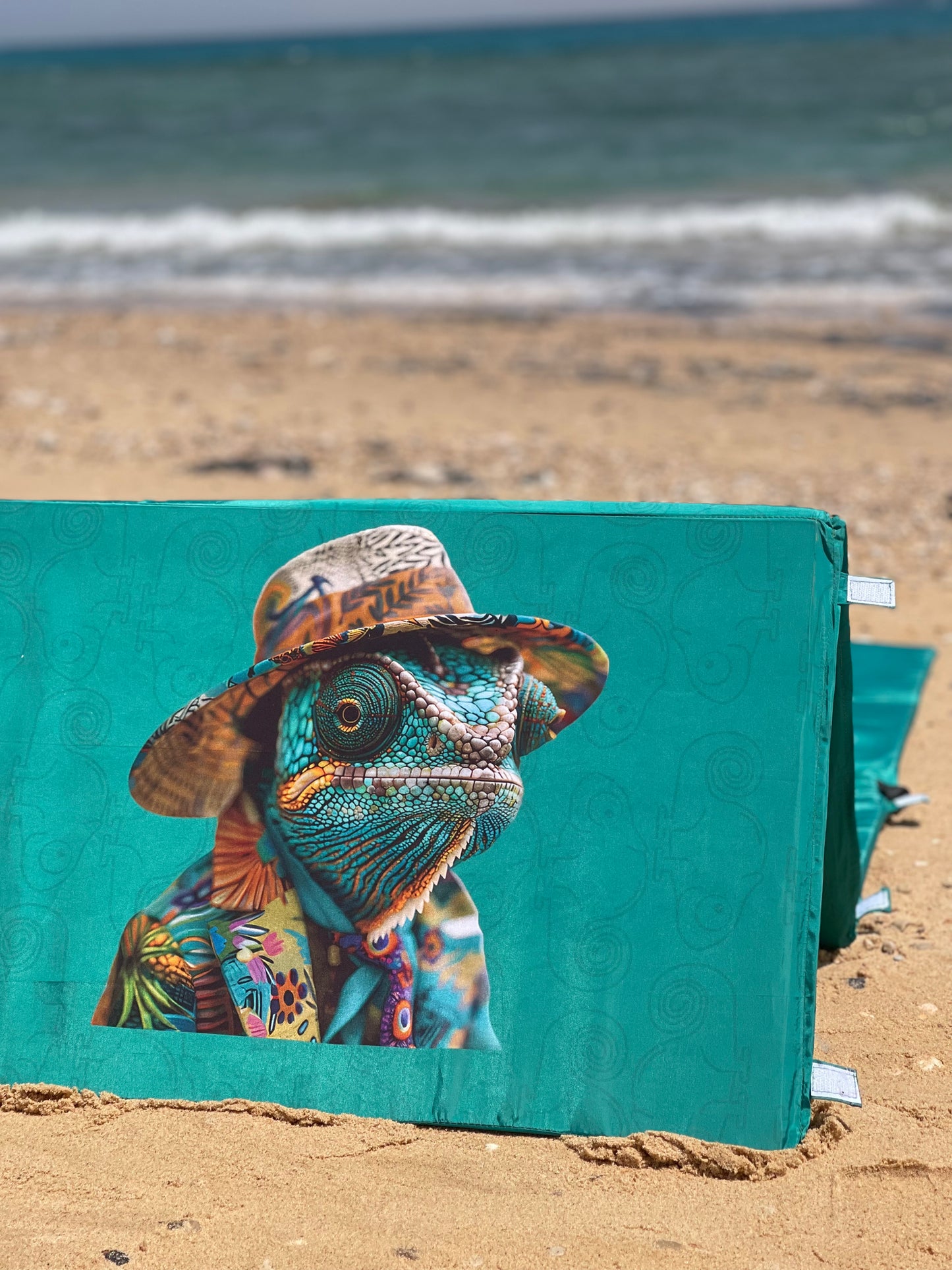 Chameleon-Beach Lounger